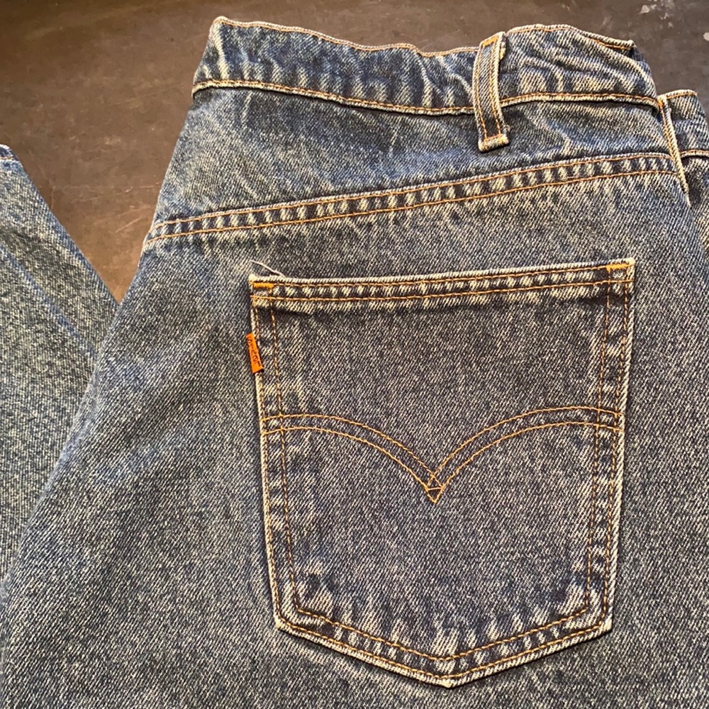 Orange tab Levi’s